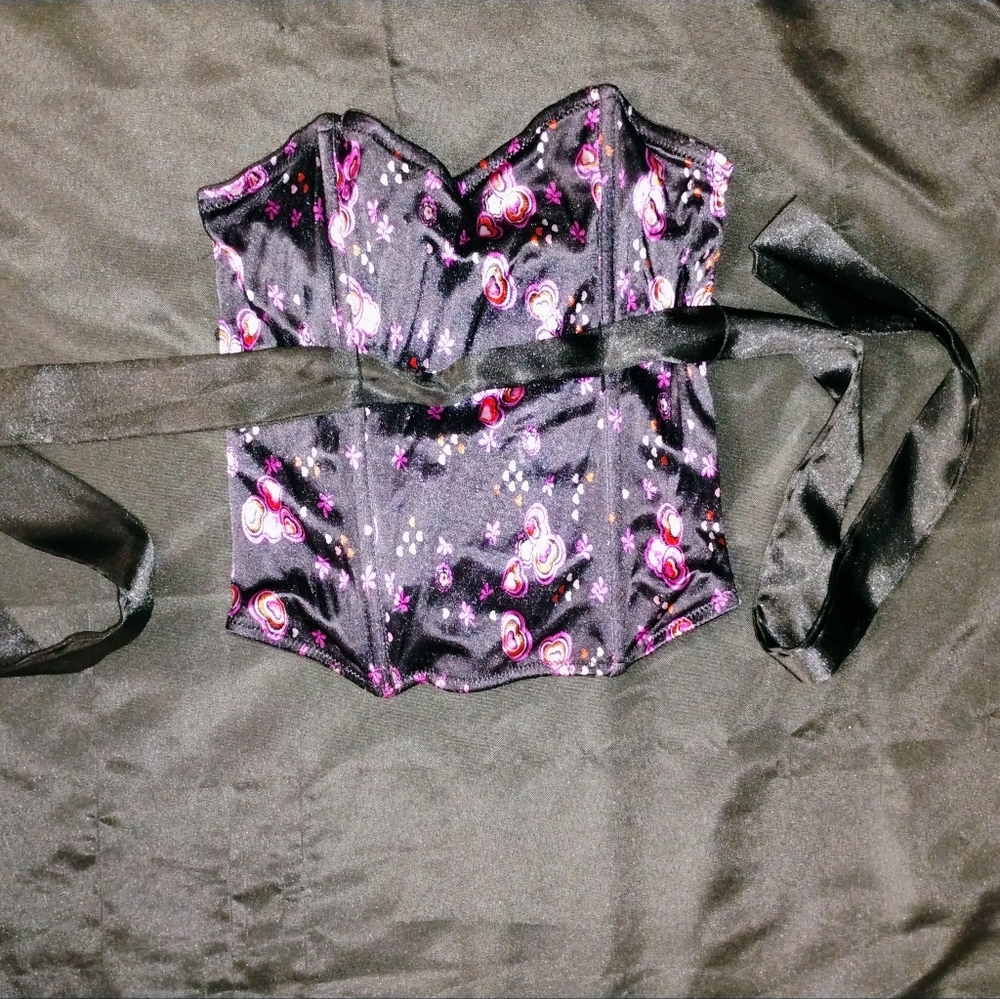 Black satin bustier sz med - Picture 5 of 10
